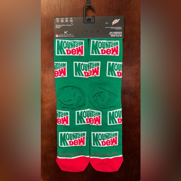 MOUNTAIN DEW ODD SOX NOVELTY CREW SOCKS NWT MEN’S SHOE SIZE 6-13 - Picture 2 of 2